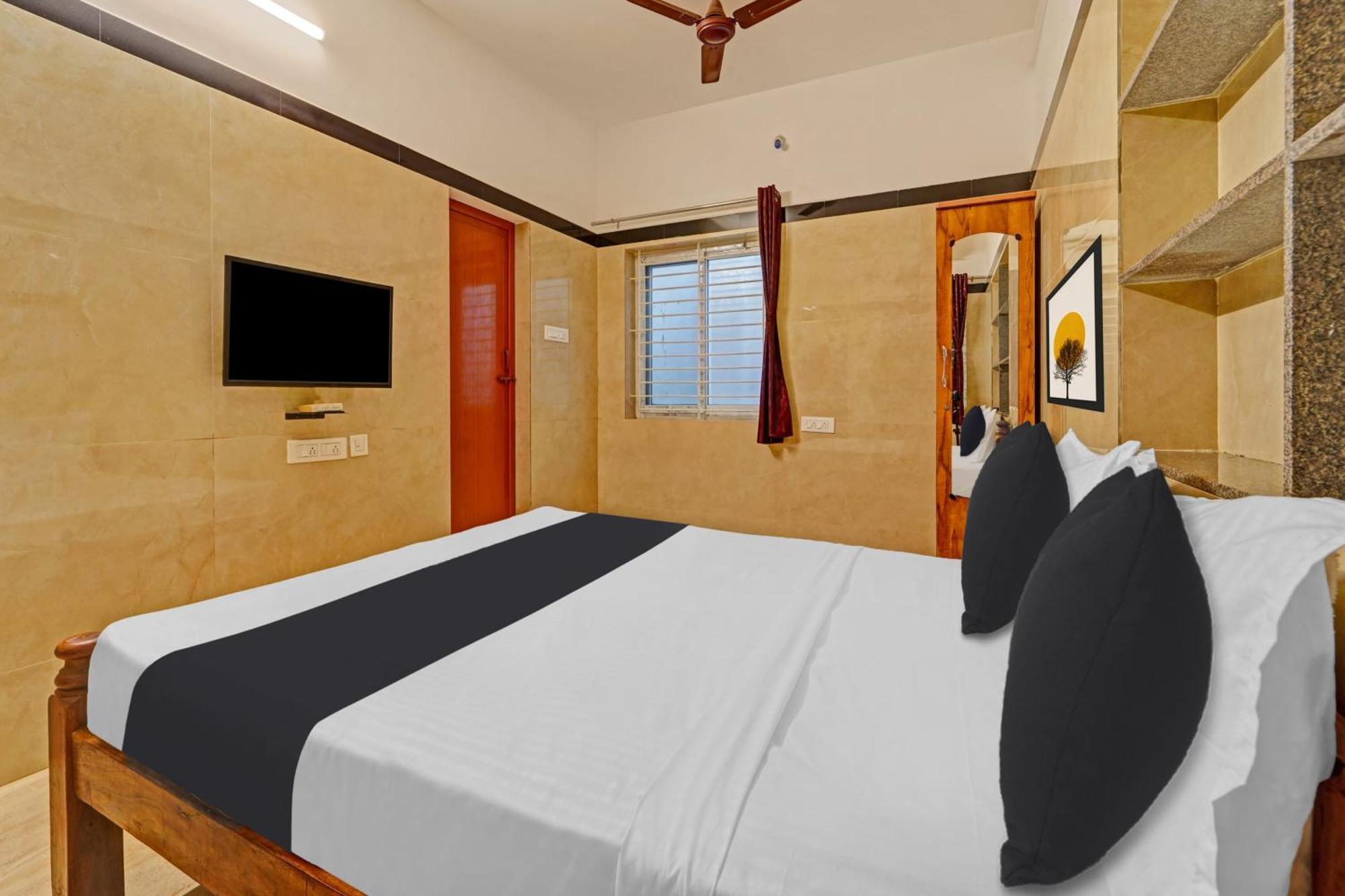 Super Hotel O Jaganath Nagar Near Hopes College Pilamedu Dış mekan fotoğraf
