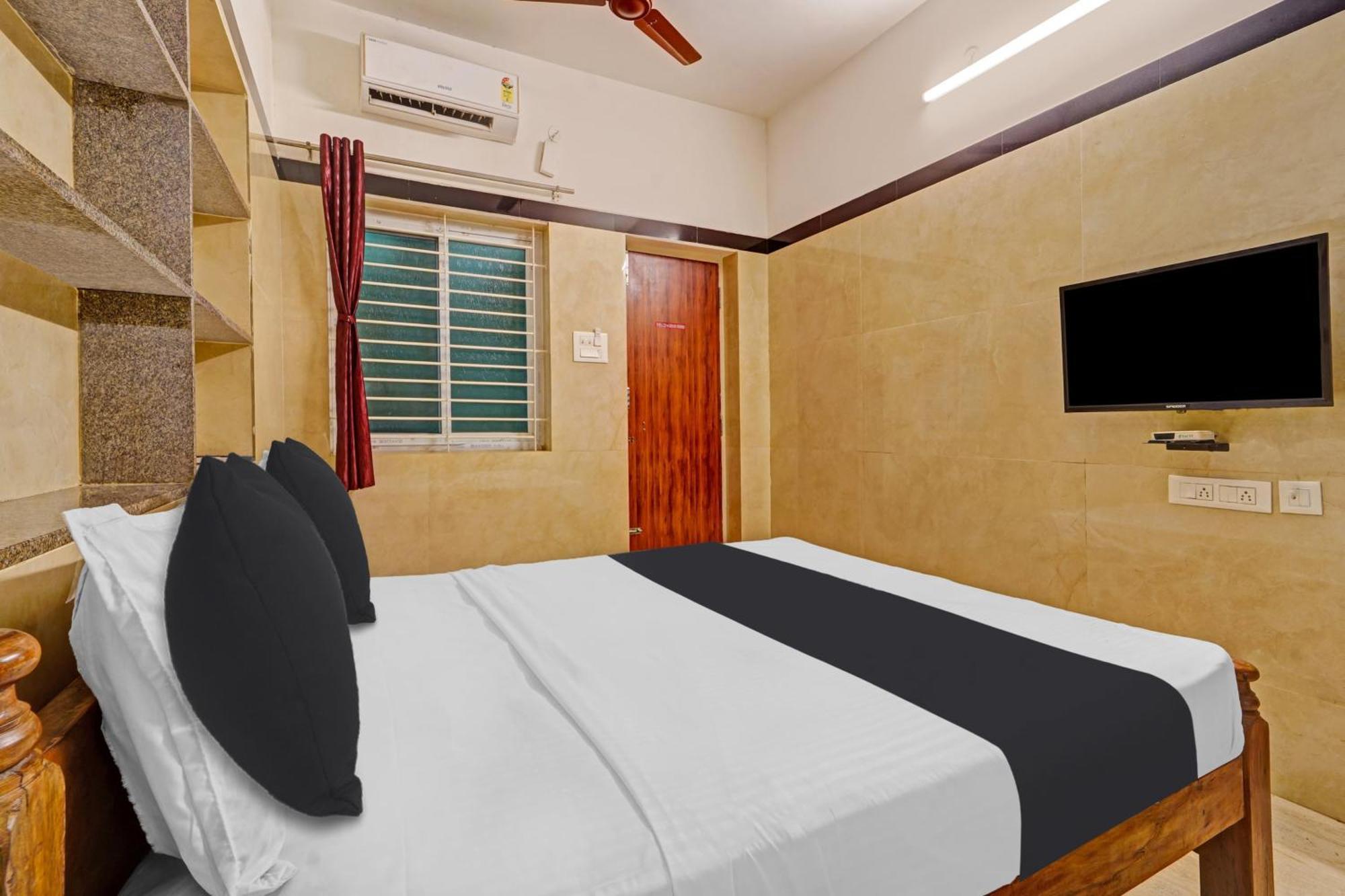 Super Hotel O Jaganath Nagar Near Hopes College Pilamedu Dış mekan fotoğraf